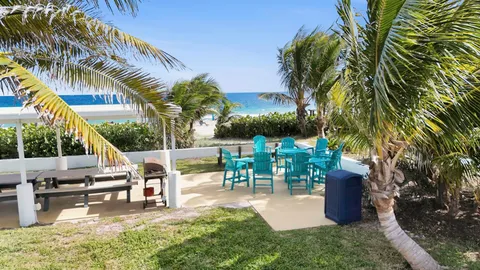 $425,000 | 21 Hibiscus Drive, Unit I, Briny Breezes, FL 33435