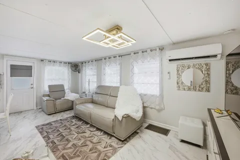 $425,000 | 21 Hibiscus Drive, Unit I, Briny Breezes, FL 33435