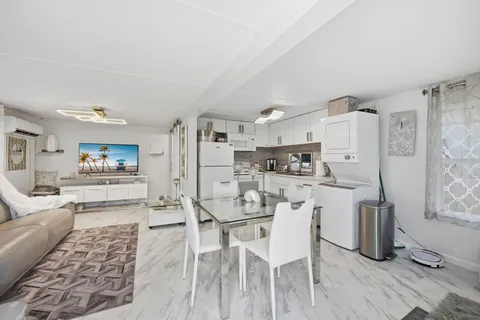 $425,000 | 21 Hibiscus Drive, Unit I, Briny Breezes, FL 33435