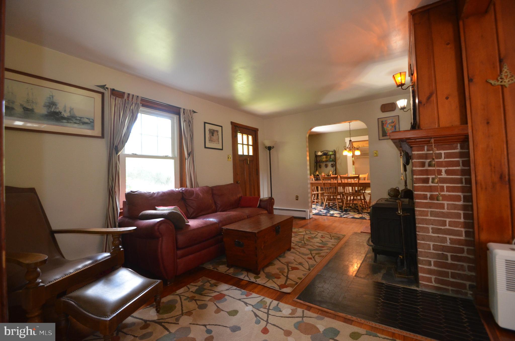 1118 Kepler Road Pottstown, PA 19464 - Photo 22 of 47 Living Room