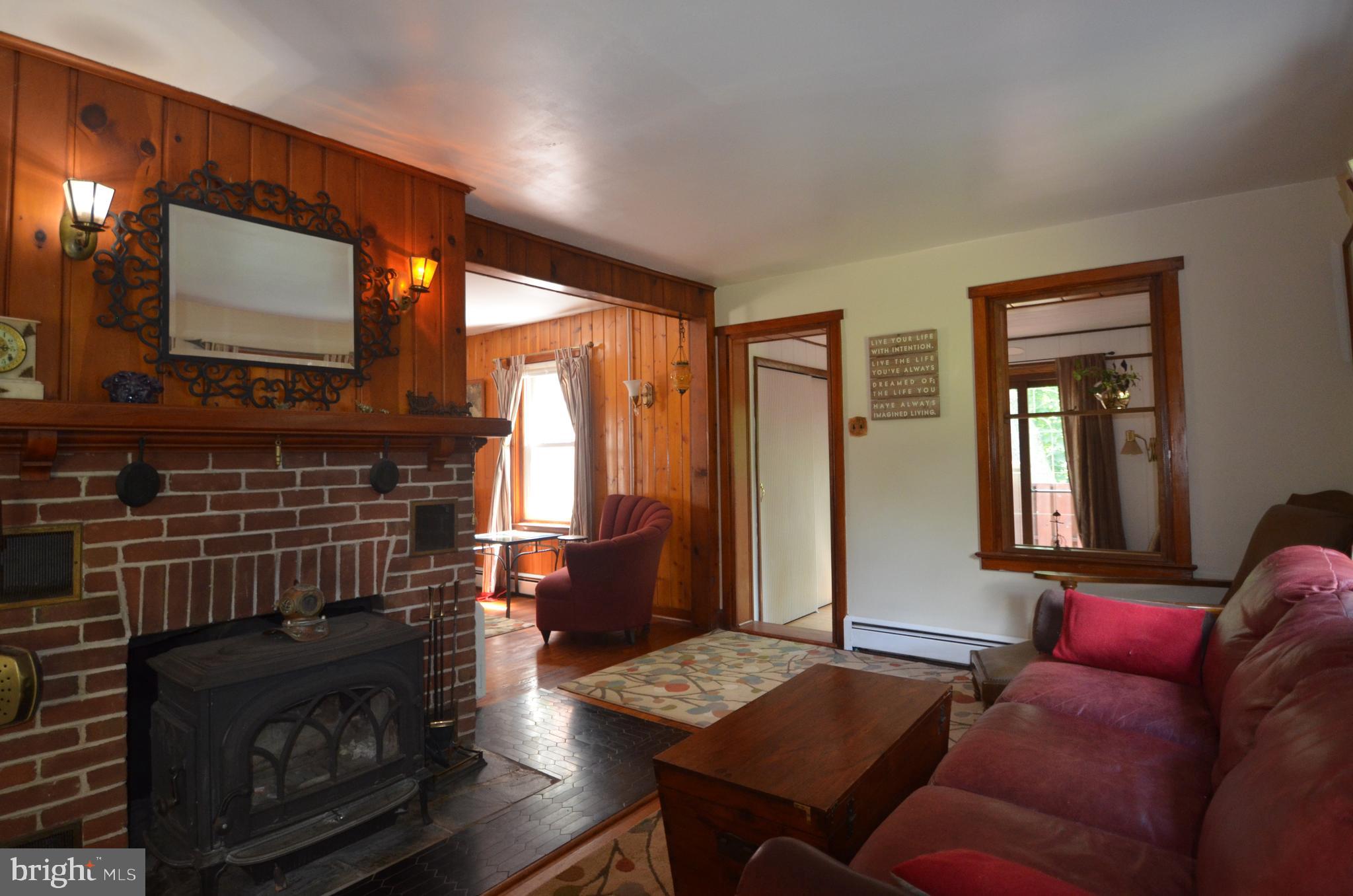 1118 Kepler Road Pottstown, PA 19464 - Photo 23 of 47 Living Roonm