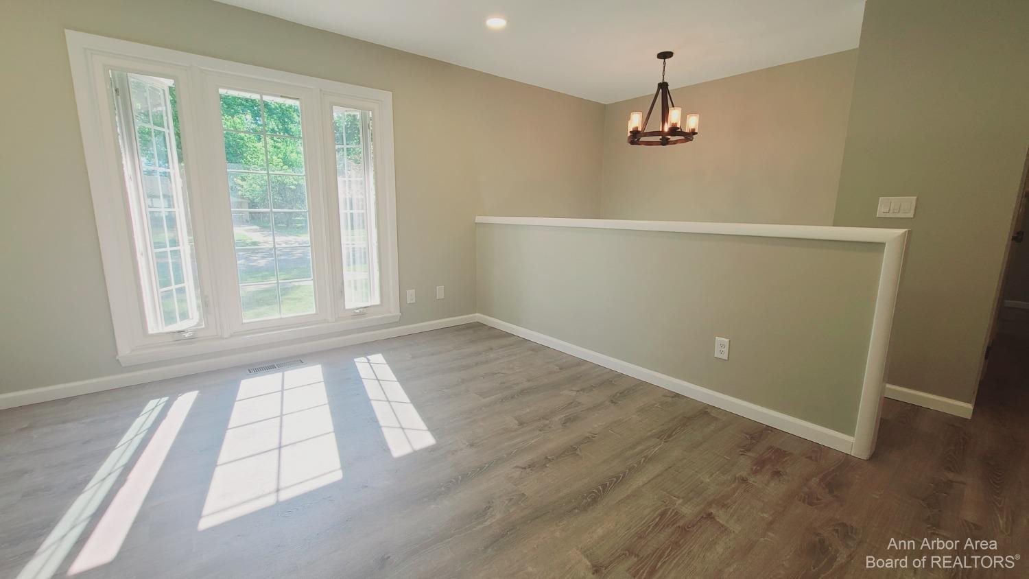 879 Lambkins Road Saline, MI 48176 - Photo 13 of 33 Photo 13