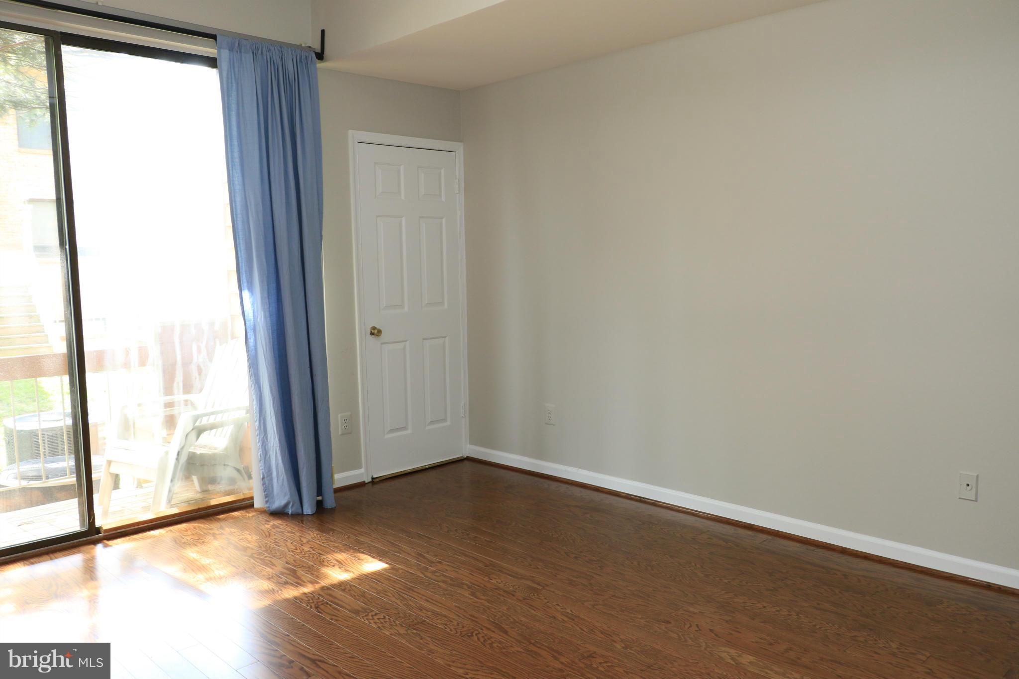 11202 Harbor Court, Unit 11202 Reston, VA 20191 - Photo 9 of 22 Bedroom