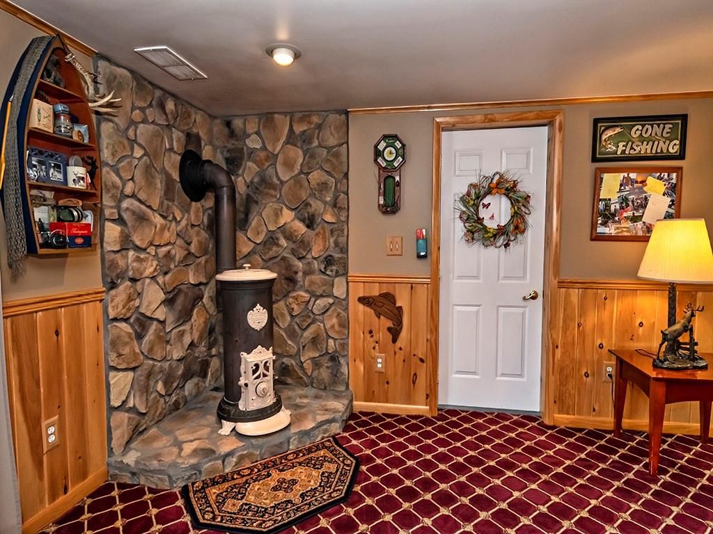 1126 Mohawk Road McDonald, PA 15057 - Photo 18 of 25 Gallery Image 18