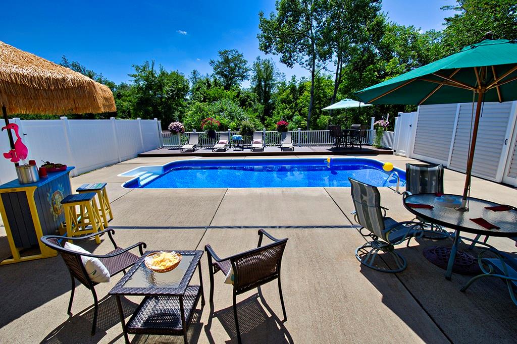 1126 Mohawk Road McDonald, PA 15057 - Photo 3 of 25 Gallery Image 3