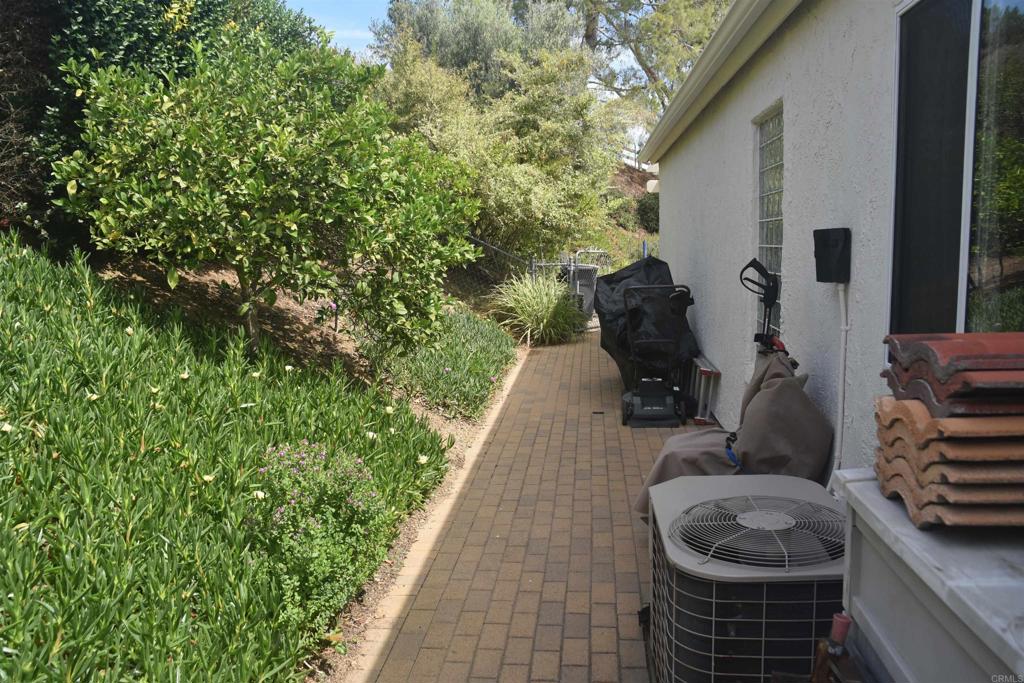 5436 Fairgreen Way Bonsall, CA 92003 - Photo 30 of 35