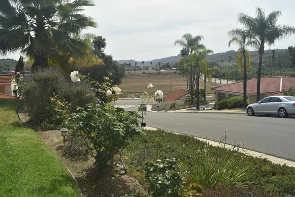 $949,995 | 5436 Fairgreen Way, Bonsall, CA 92003