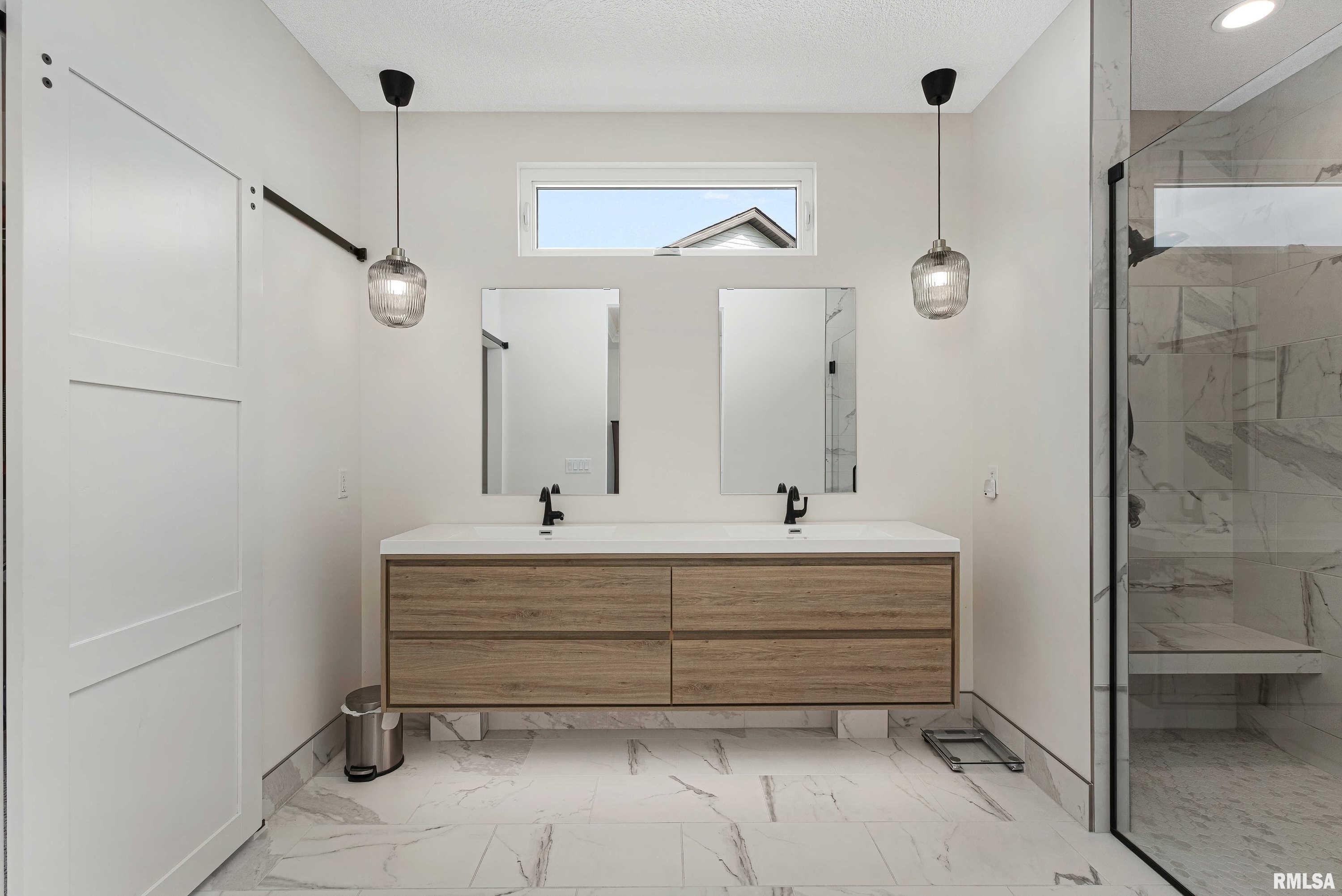 6745 Joseph Way Bettendorf, IA 52722 - Photo 21 of 35