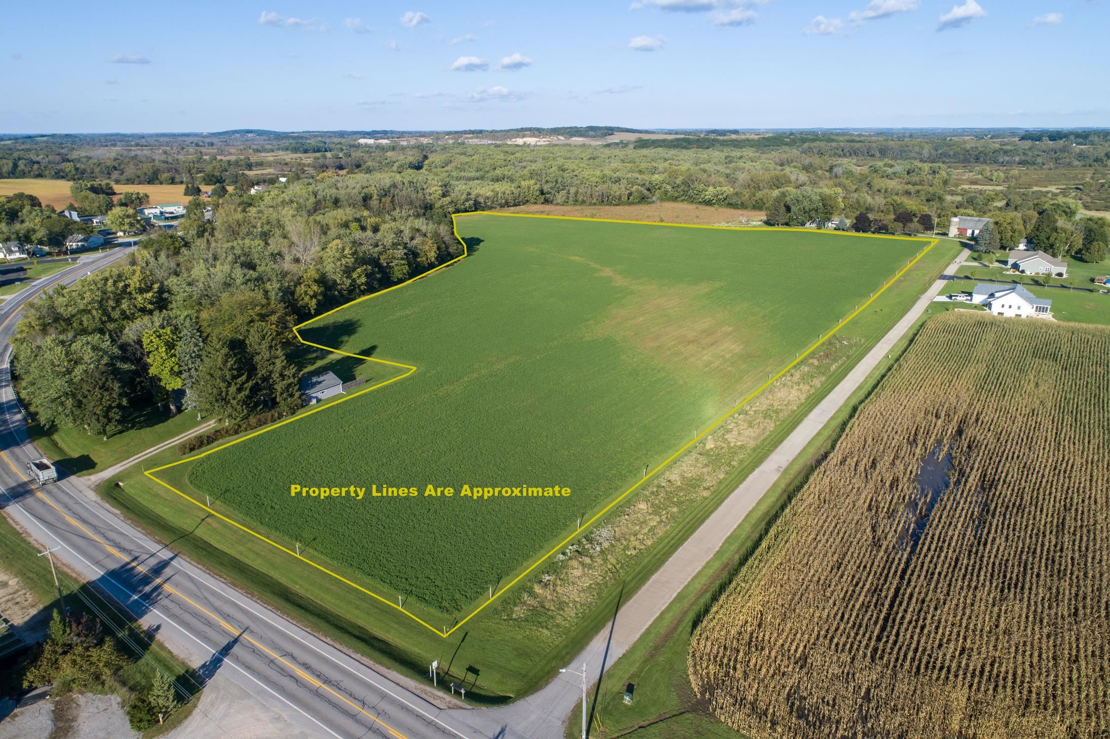 65-66 Portland Waterloo, WI 53594 - Photo 4 of 20