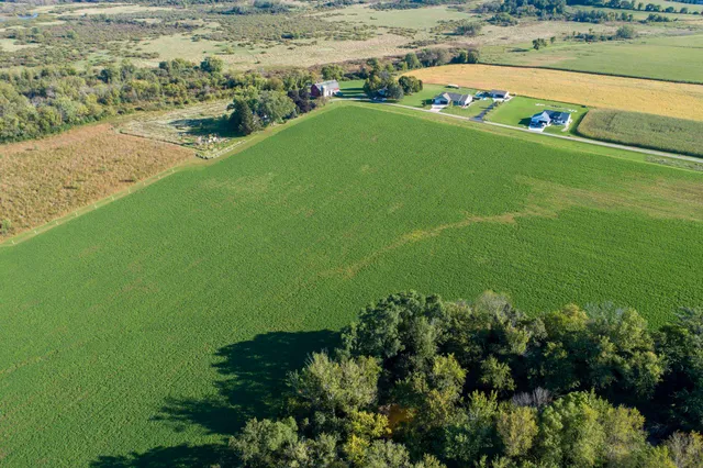 $785,000 | 65-66 Portland, Waterloo, WI 53594