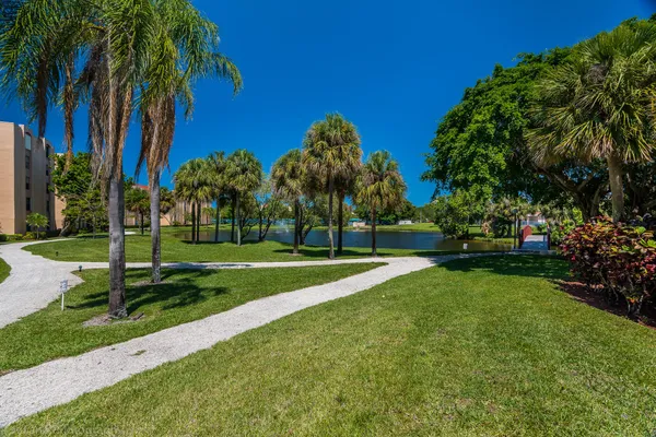 $2,500 | 2255 Lindell Boulevard, Unit 4207, Delray Beach, FL 33444