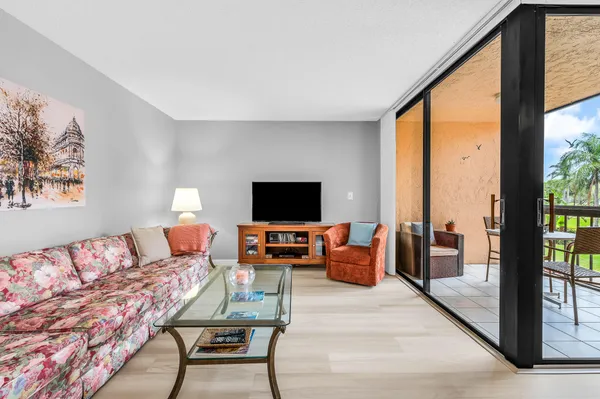 $2,500 | 2255 Lindell Boulevard, Unit 4207, Delray Beach, FL 33444