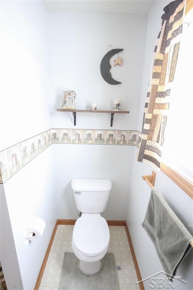 1480 North Hemlock Road Hemlock, MI 48626 - Photo 25 of 42 Main Bathroom