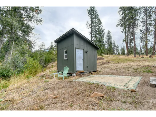 a view of outdoor space with trees