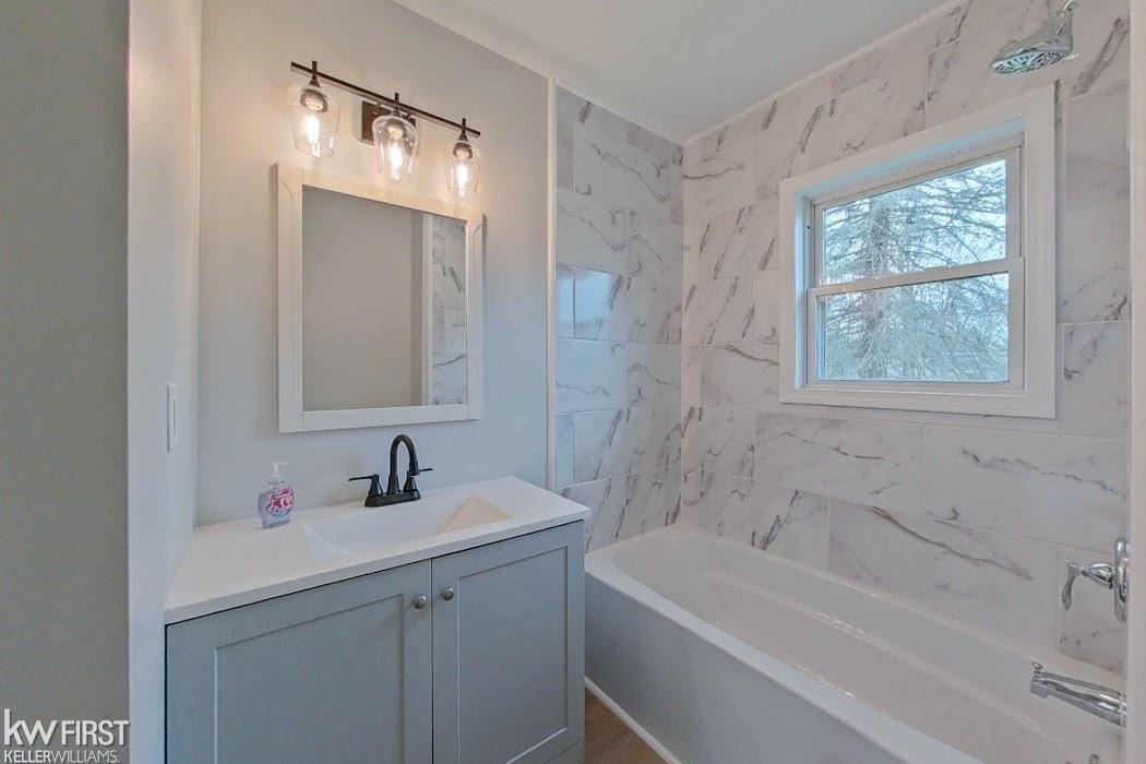 7226 Davison Road Davison, MI 48423 - Photo 9 of 20
