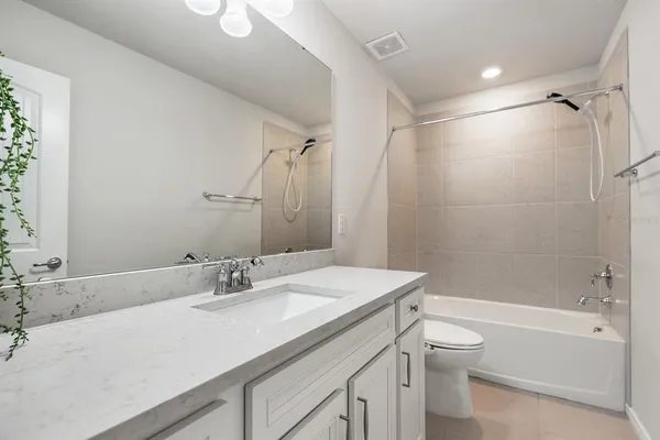 $450,000 | 728 Parsons Mooring Court, Seffner, FL 33584