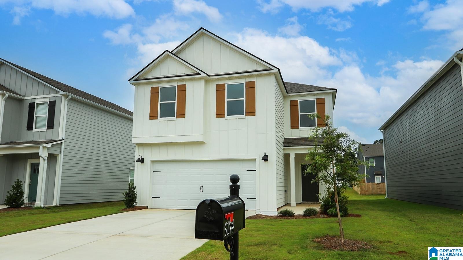 5174 Meadow Ridge Trail Bessemer, AL 35022 - Photo 2 of 29