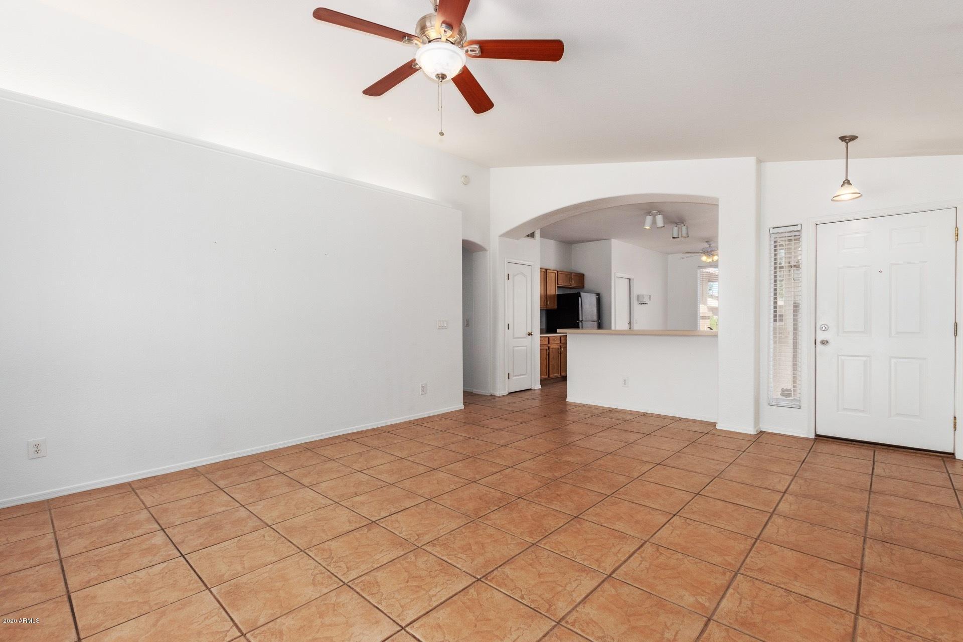 127 West Del Rio Street Gilbert, AZ 85233 - Photo 4 of 28 0008-Del Rio 7