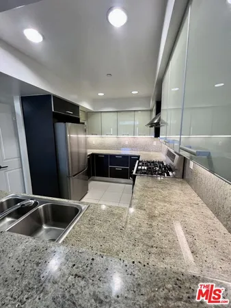 $4,200 | 1353 North Fuller Avenue, Unit 3, Los Angeles, CA 90046