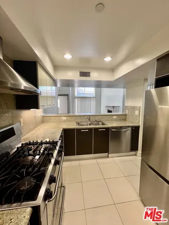 $4,200 | 1353 North Fuller Avenue, Unit 3, Los Angeles, CA 90046