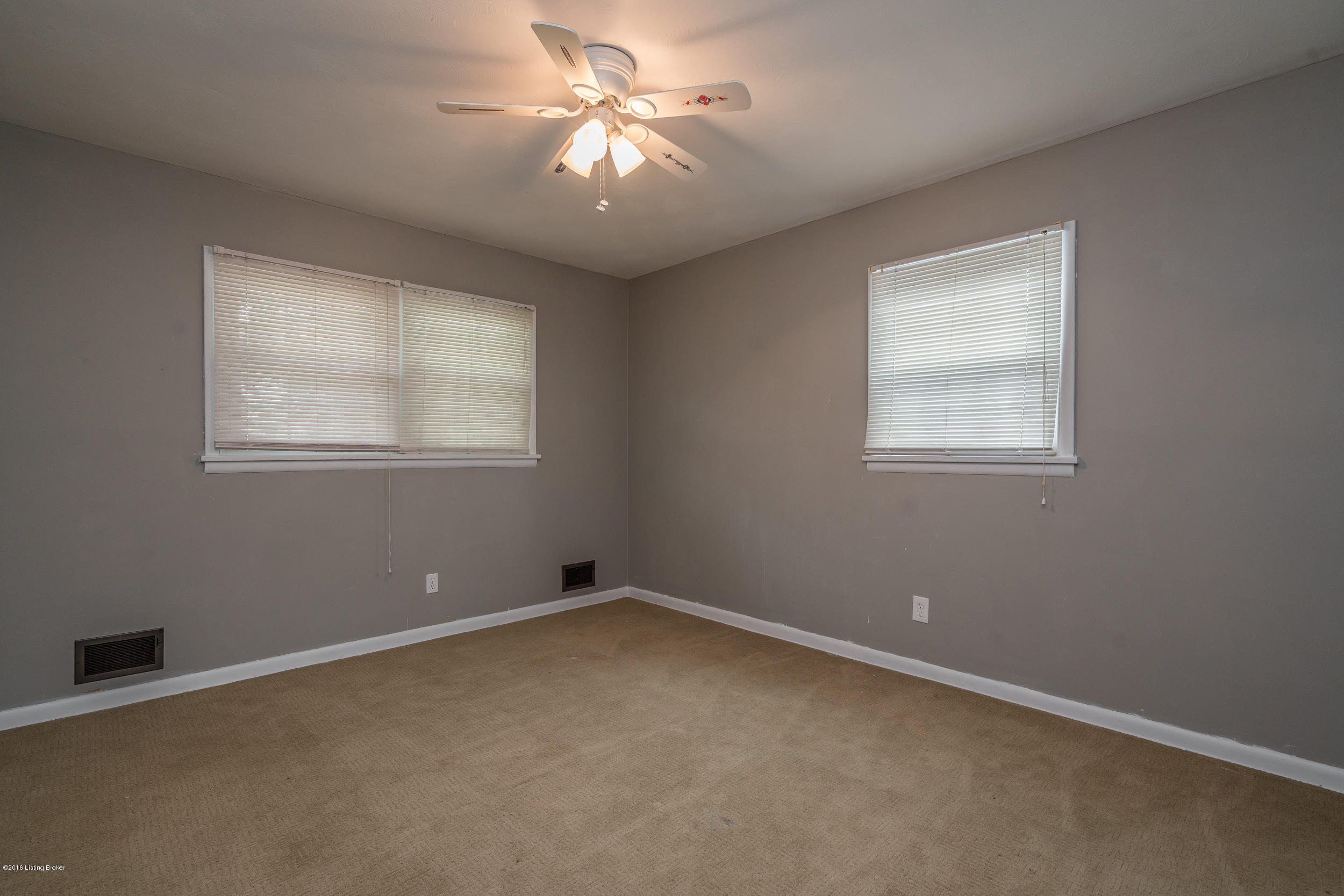5000 Clarmar Road Jeffersontown, KY 40299 - Photo 24 of 46 Upper level bedroom 5