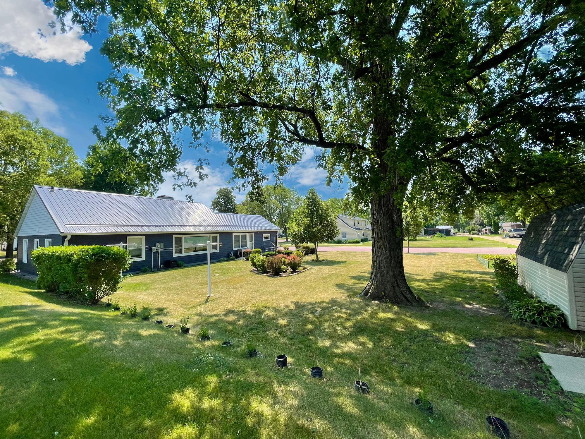 18 South Paffrath Avenue Springfield, MN 56087 - Photo 4 of 53