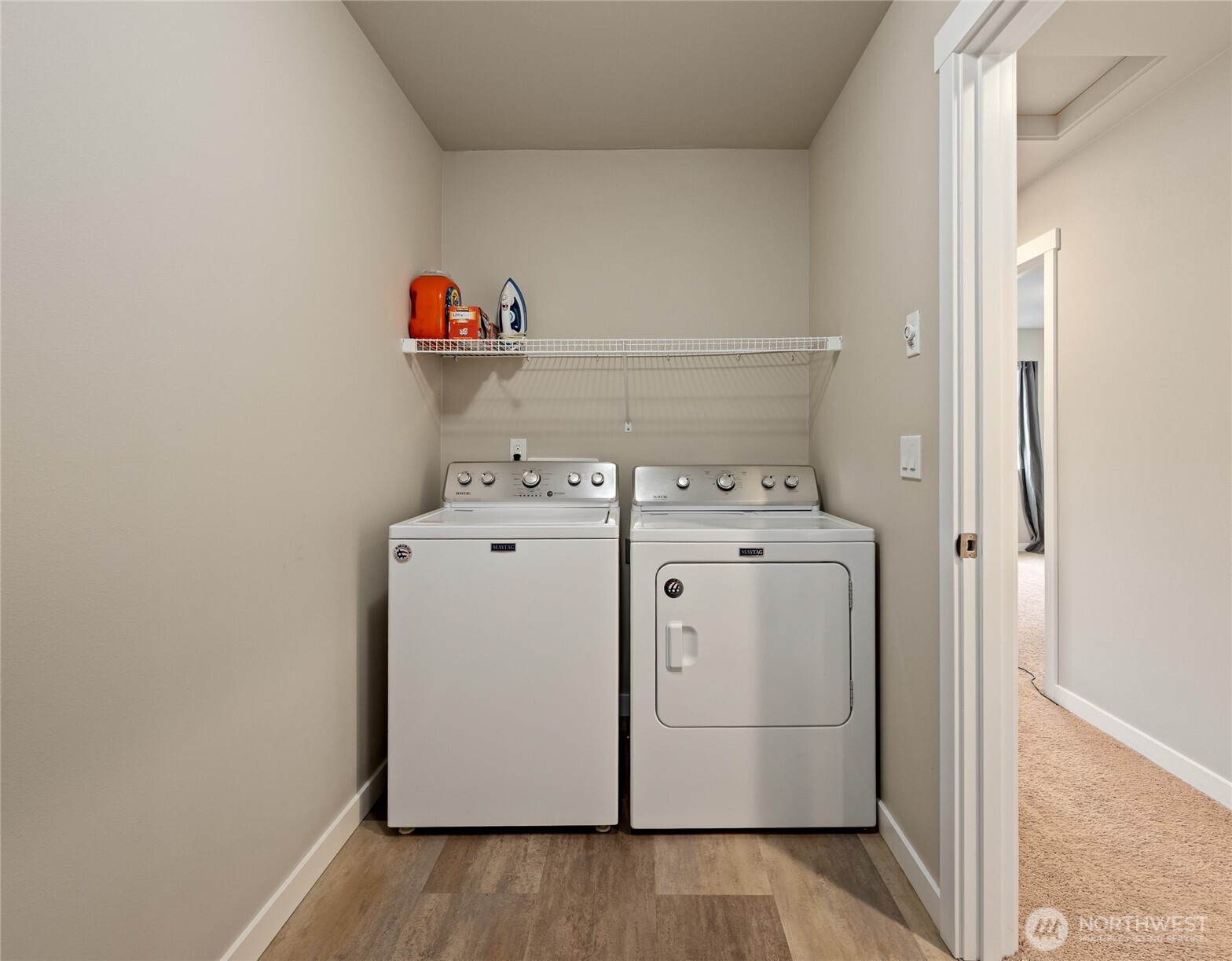 711 10th Street Sultan, WA 98294 - Photo 22 of 30 a utility room with dryer and washer