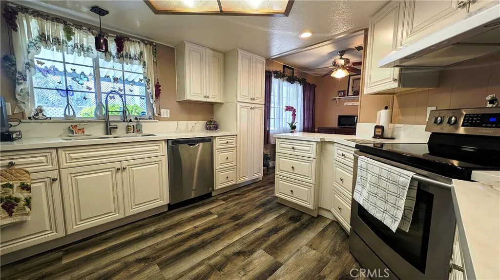 4000 Pierce Street, Unit 95 Riverside, CA 92505 - Photo 13 of 24