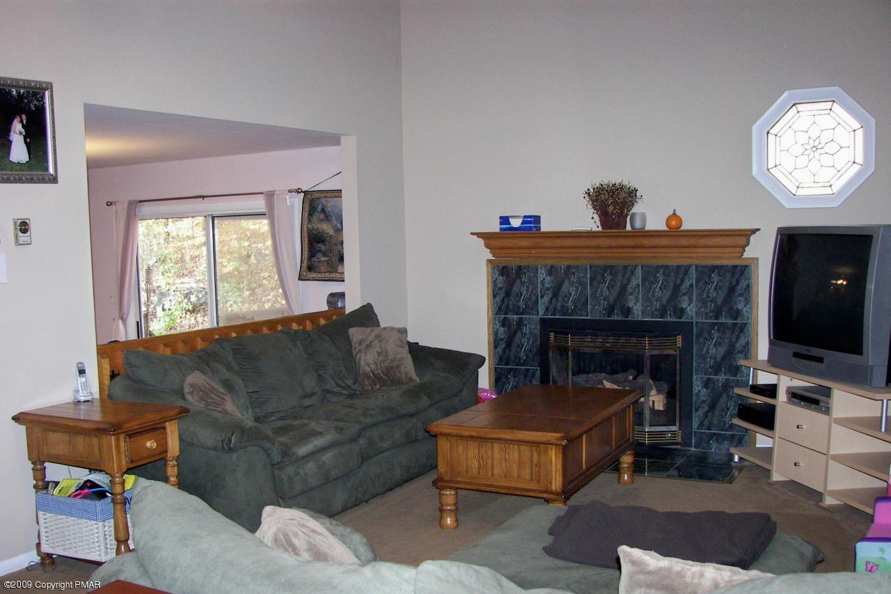 5104 High Terrace Road Stroudsburg, PA 18360 - Photo 10 of 27 another view of living room