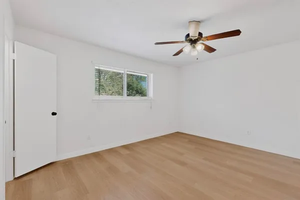 $295,000 | 213 Gregory Drive, DeSoto, TX 75115