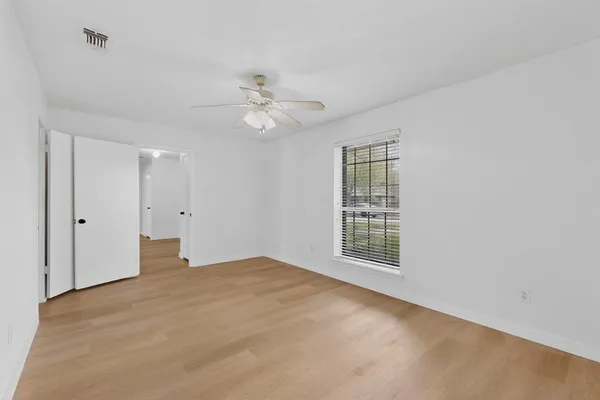 $295,000 | 213 Gregory Drive, DeSoto, TX 75115