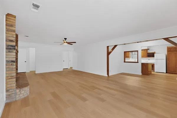 $295,000 | 213 Gregory Drive, DeSoto, TX 75115