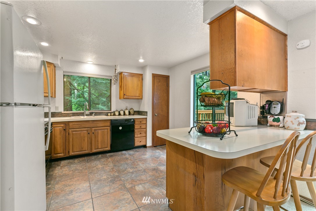 4121 Ridgewood Avenue Bellingham, WA 98229 - Photo 11 of 25 Gallery Image 11