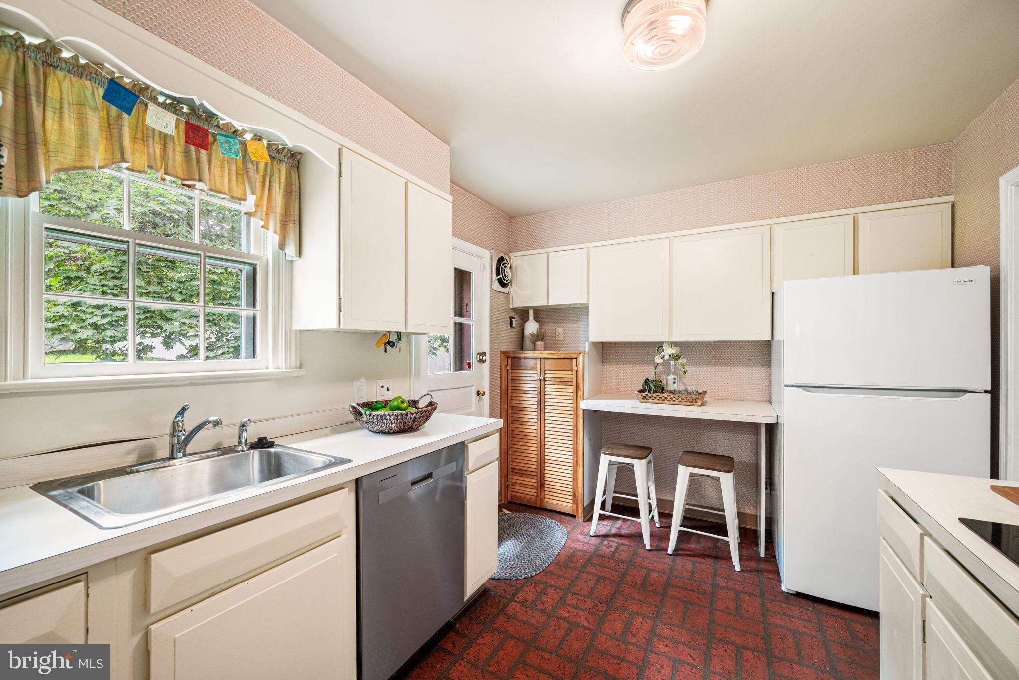 213 Rices Mill Road Wyncote, PA 19095 - Photo 13 of 40 Kitchen