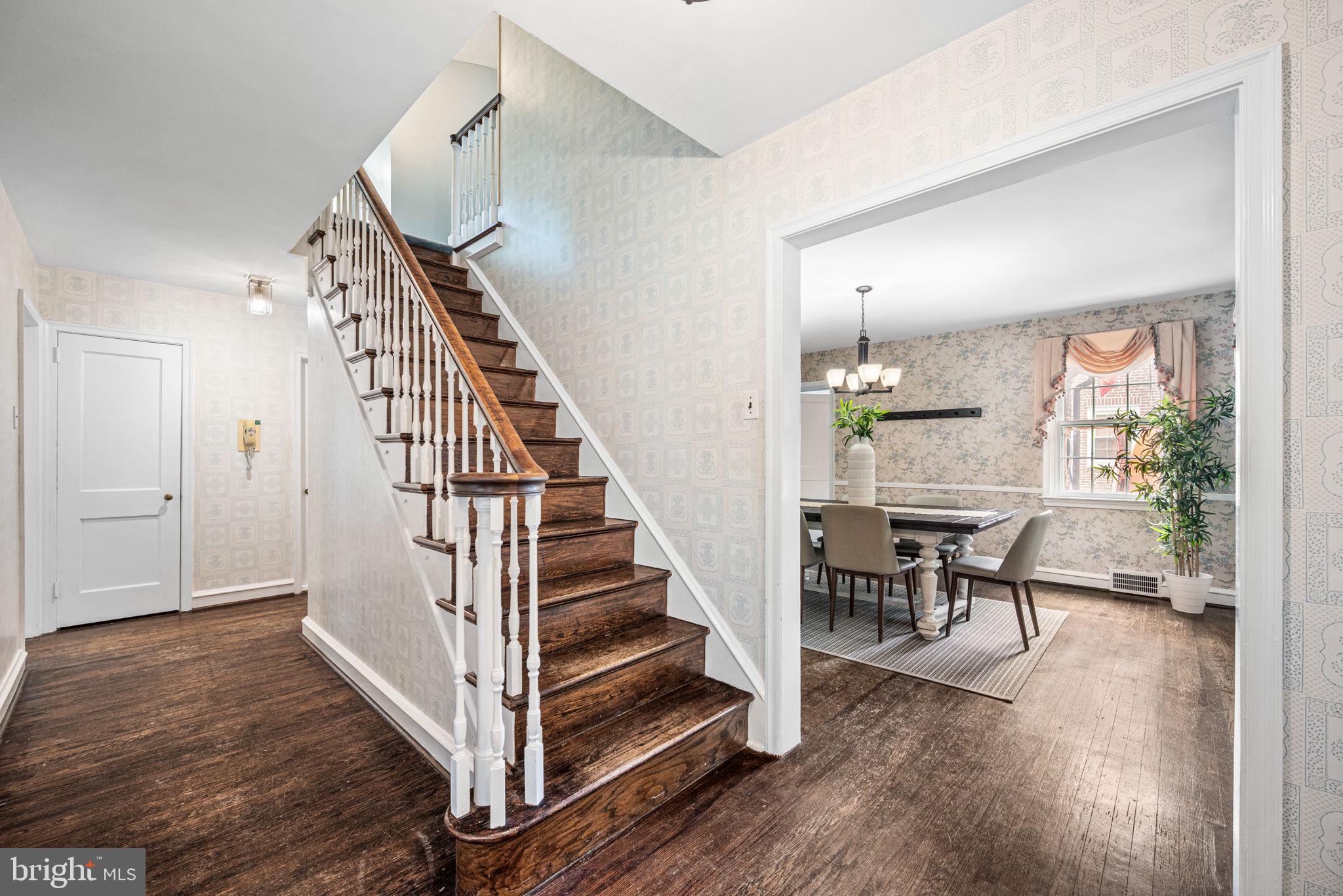 213 Rices Mill Road Wyncote, PA 19095 - Photo 4 of 40 Entrance