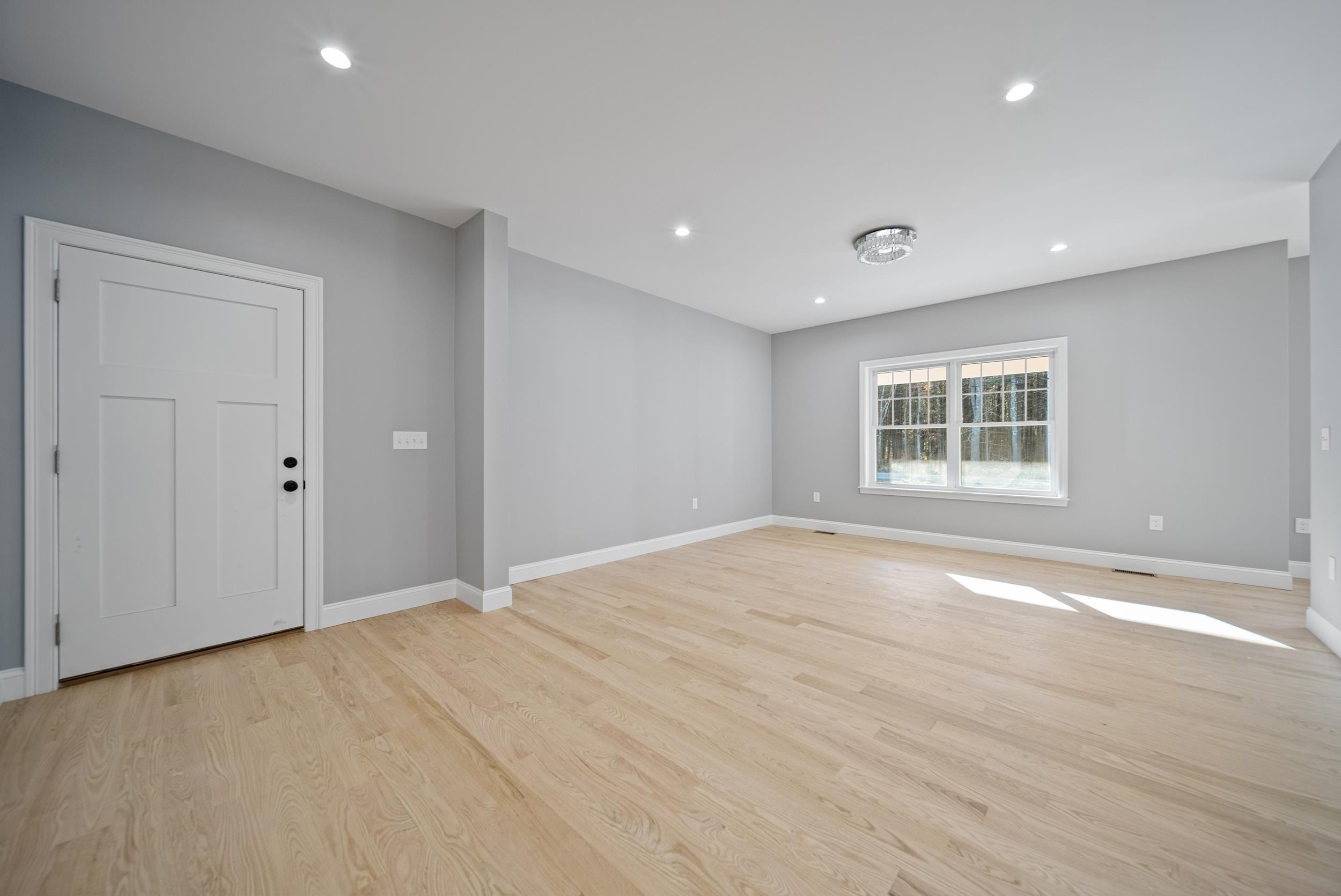 121 Hoit Road Concord, NH 03301 - Photo 26 of 59