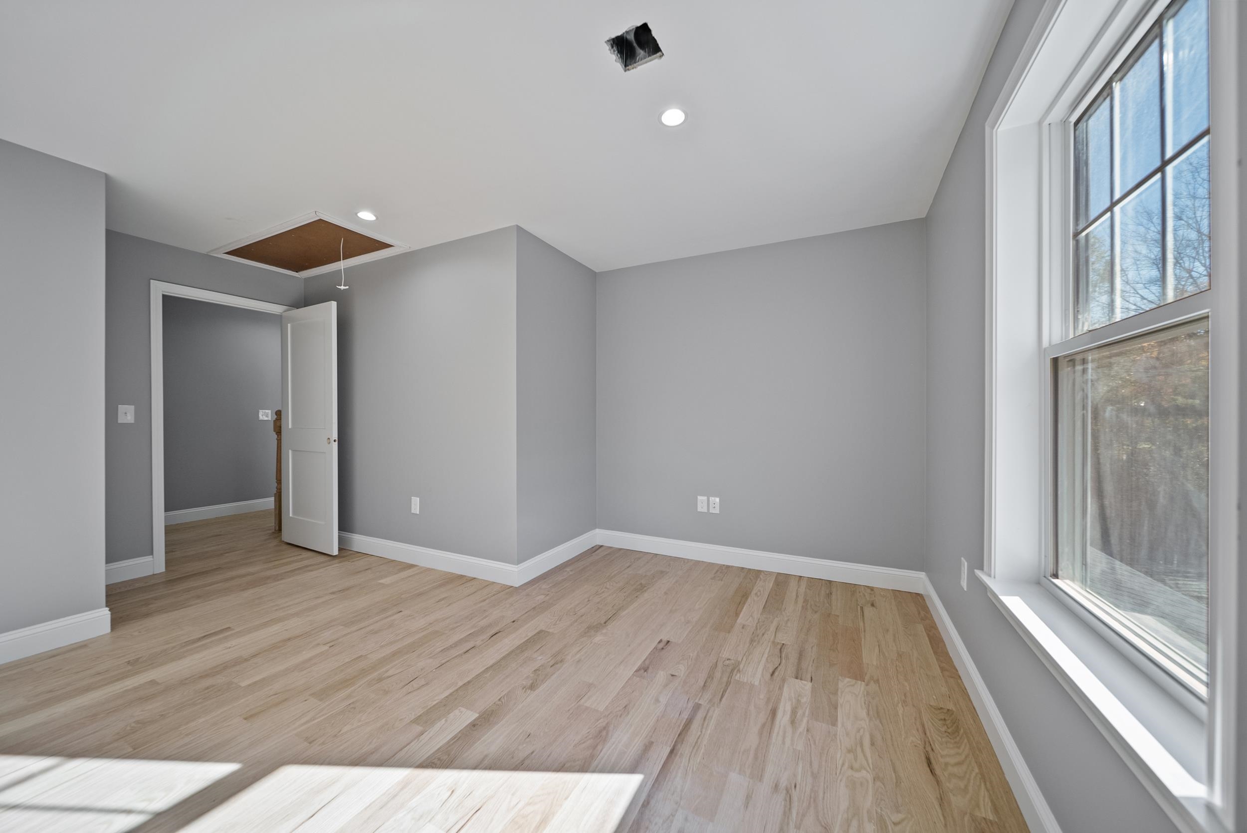 121 Hoit Road Concord, NH 03301 - Photo 46 of 59