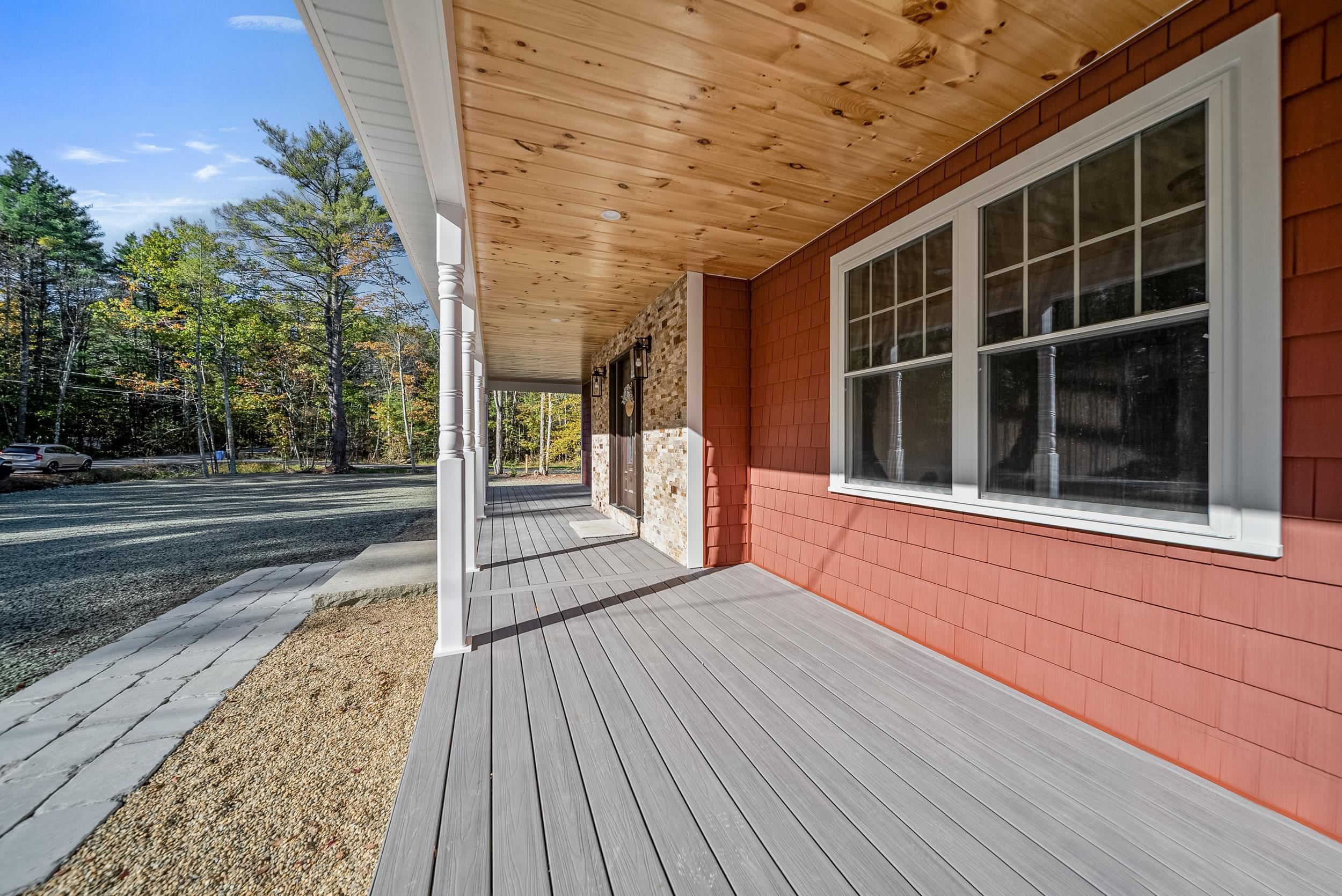 121 Hoit Road Concord, NH 03301 - Photo 8 of 59