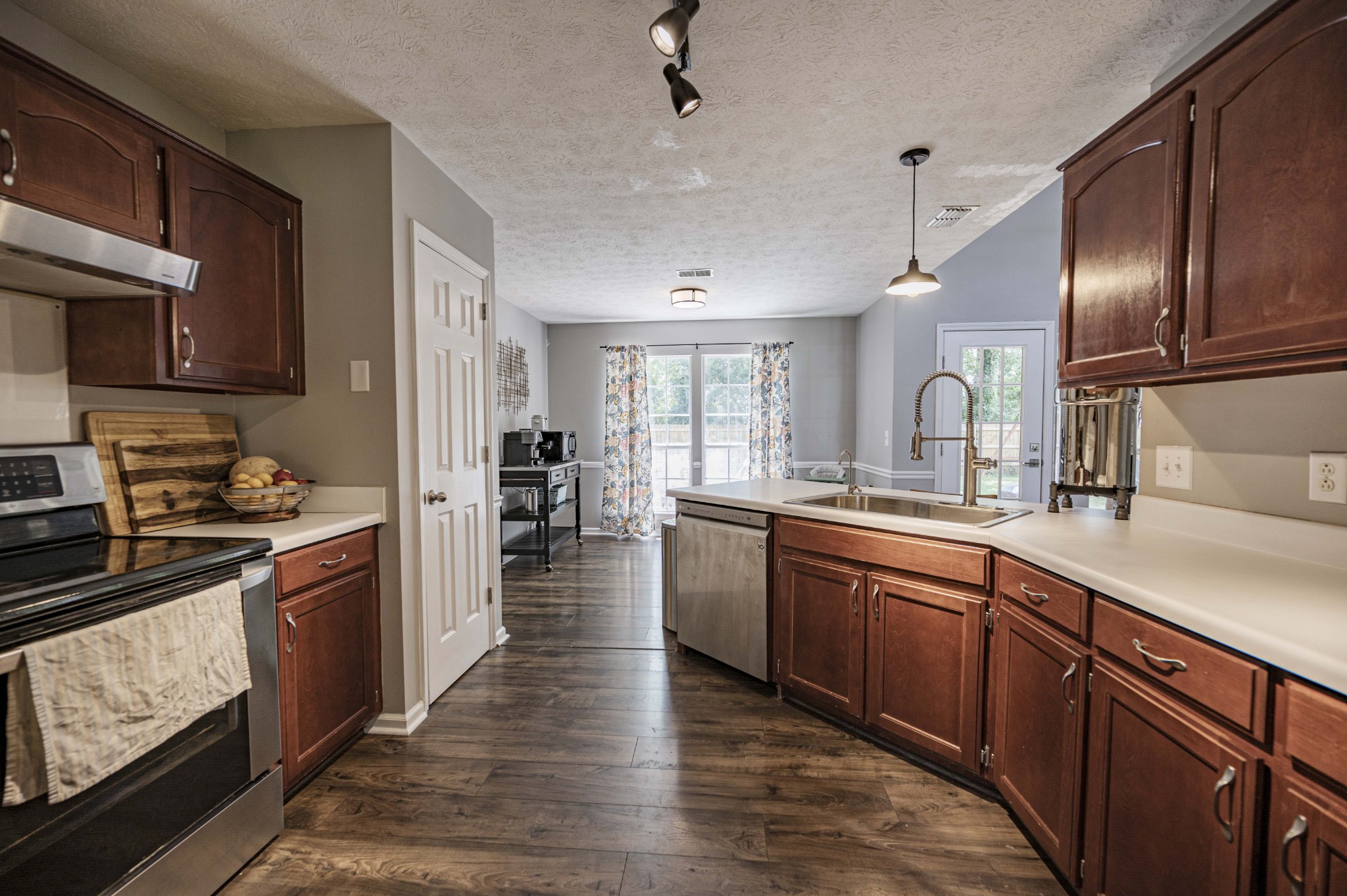 6002 Sam Davis Road Smyrna, TN 37167 - Photo 14 of 40 Gallery Image 14