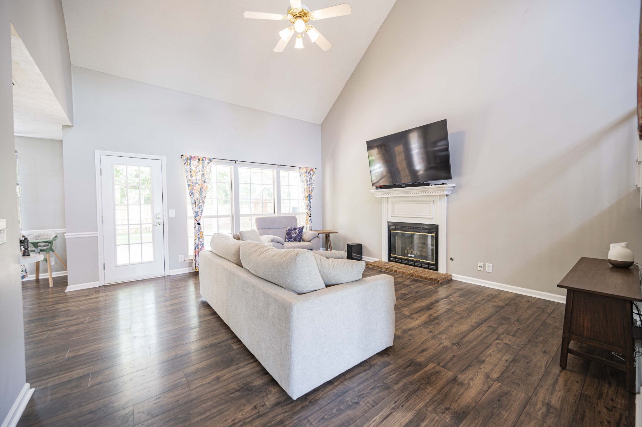 6002 Sam Davis Road Smyrna, TN 37167 - Photo 3 of 40 Gallery Image 3