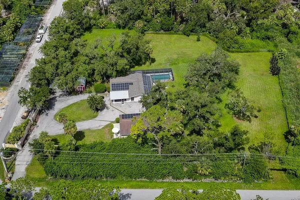 $649,000 | 273 South Havana Road, Venice, FL 34292