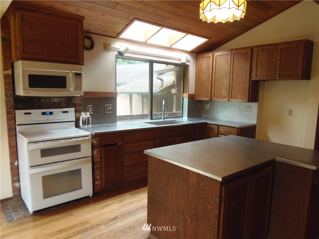 6820 Mero Road Snohomish, WA 98290 - Photo 7 of 19 Gallery Image 7