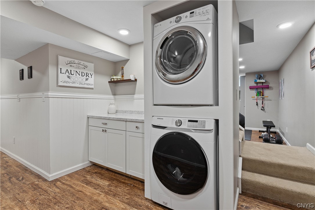 4906 Bear Road Clay, NY 13088 - Photo 32 of 38