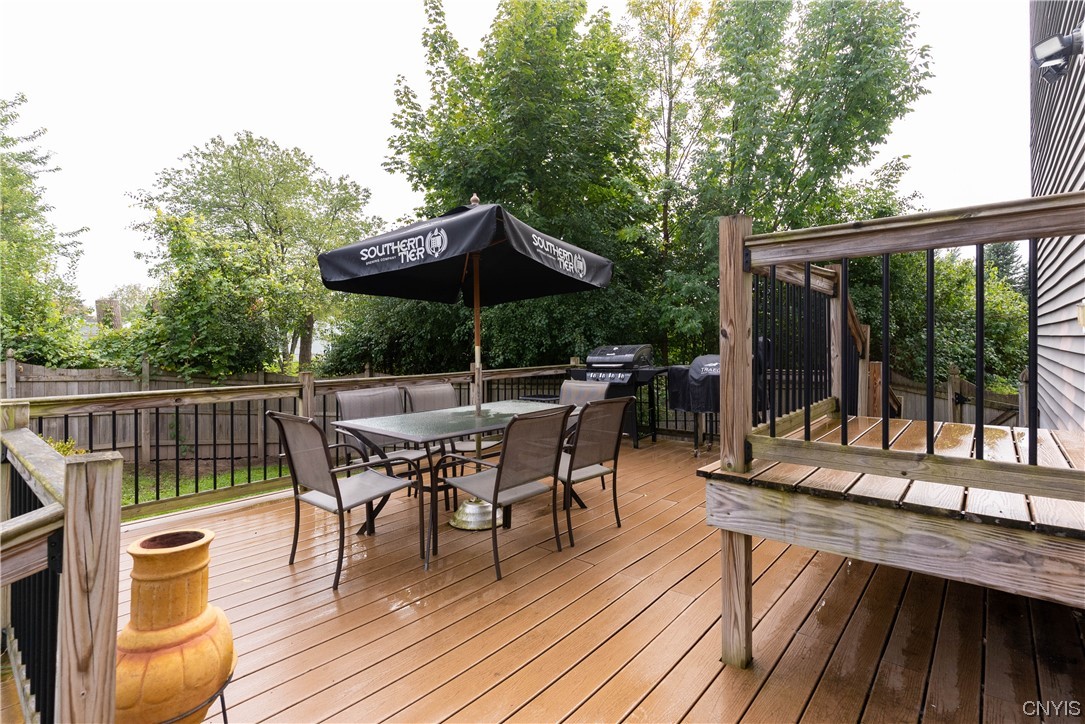 4906 Bear Road Clay, NY 13088 - Photo 36 of 38