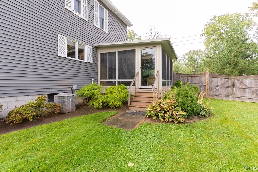 4906 Bear Road Clay, NY 13088 - Photo 37 of 38