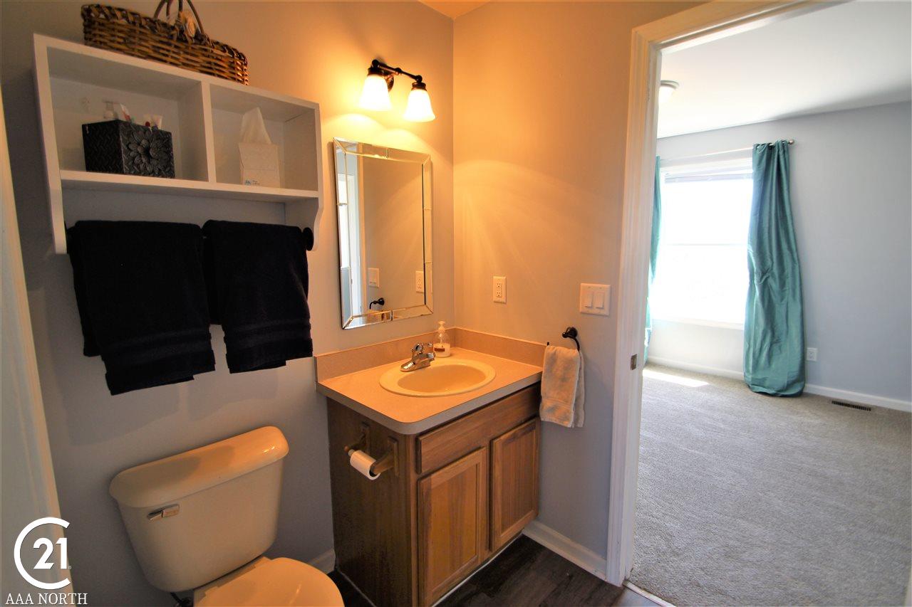 22651 McPhall Road Armada, MI 48005 - Photo 23 of 31 50040803-22.JPG