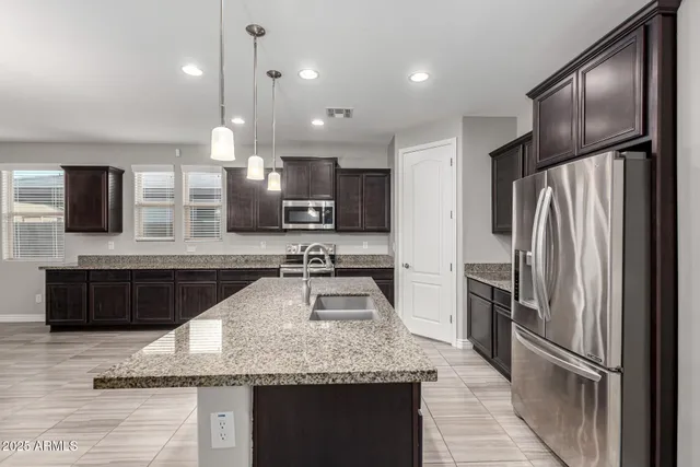 $2,550 | 10449 East Sebring Avenue, Mesa, AZ 85212