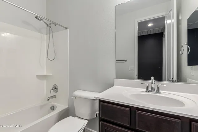 $2,550 | 10449 East Sebring Avenue, Mesa, AZ 85212