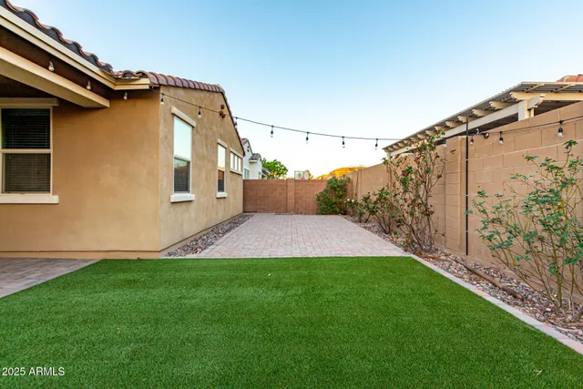 $2,550 | 10449 East Sebring Avenue, Mesa, AZ 85212