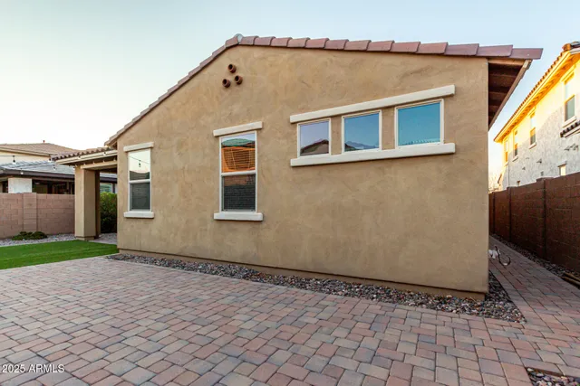 $2,550 | 10449 East Sebring Avenue, Mesa, AZ 85212